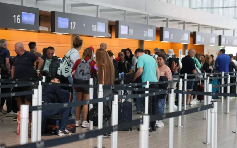 Empreintes, photo et longues files : ce qui change lundi pour les Marocains voyageant en Europe