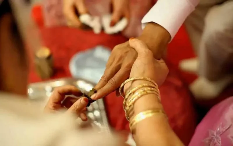 Maroc : ils disent “non” au mariage !