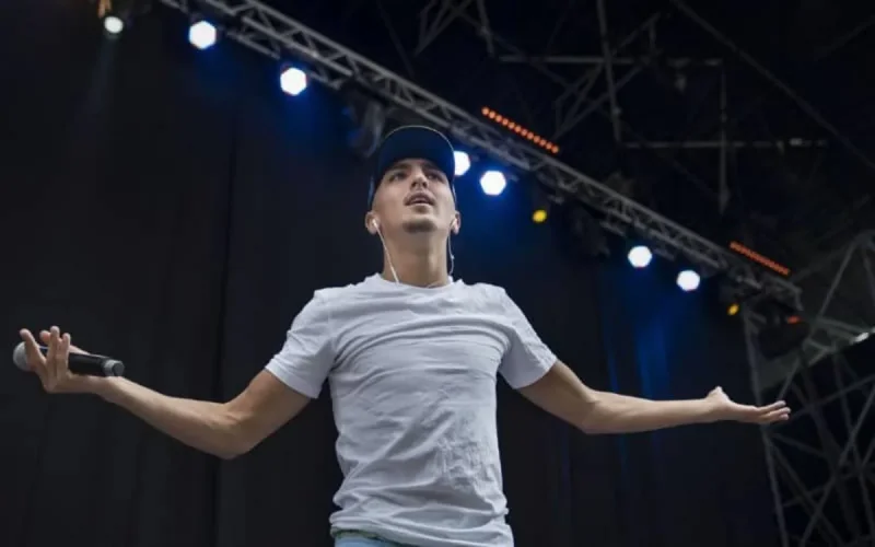 Le concert du rappeur Morad à Malaga suspendu après des débordements