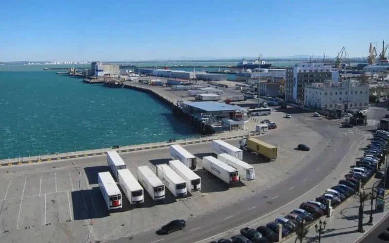 Le trafic de marchandises entre Algésiras et le Maroc bloqué