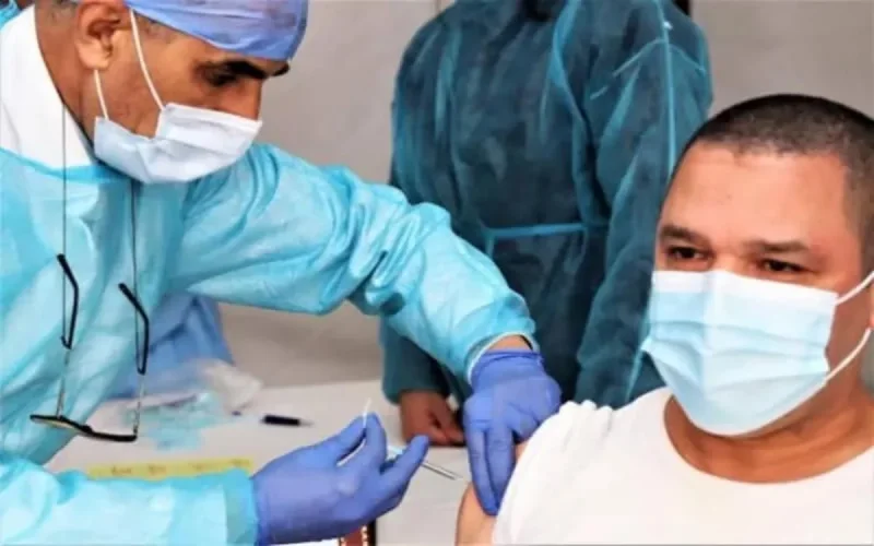 Covid-19 : le Maroc étend la vaccination aux 45-50 ans