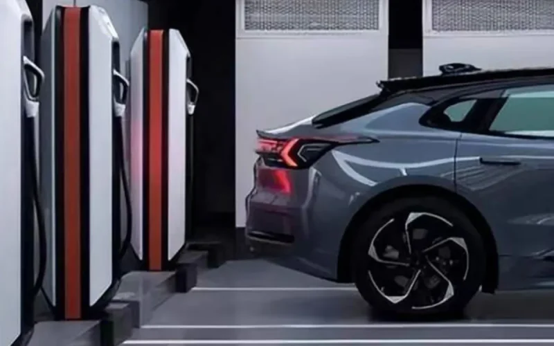 Un industriel chinois veut contrôler 80 % d'une usine automobile au Maroc avec le groupe français ACOME